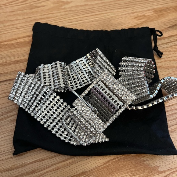 B-low the belt Farrah Rhinestone Swarovski belt NWOT plus dust bag - Picture 2 of 3